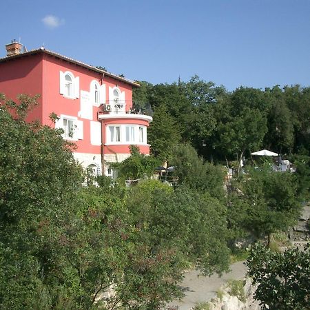 Apartments Villa Dora Kraljevica Kültér fotó