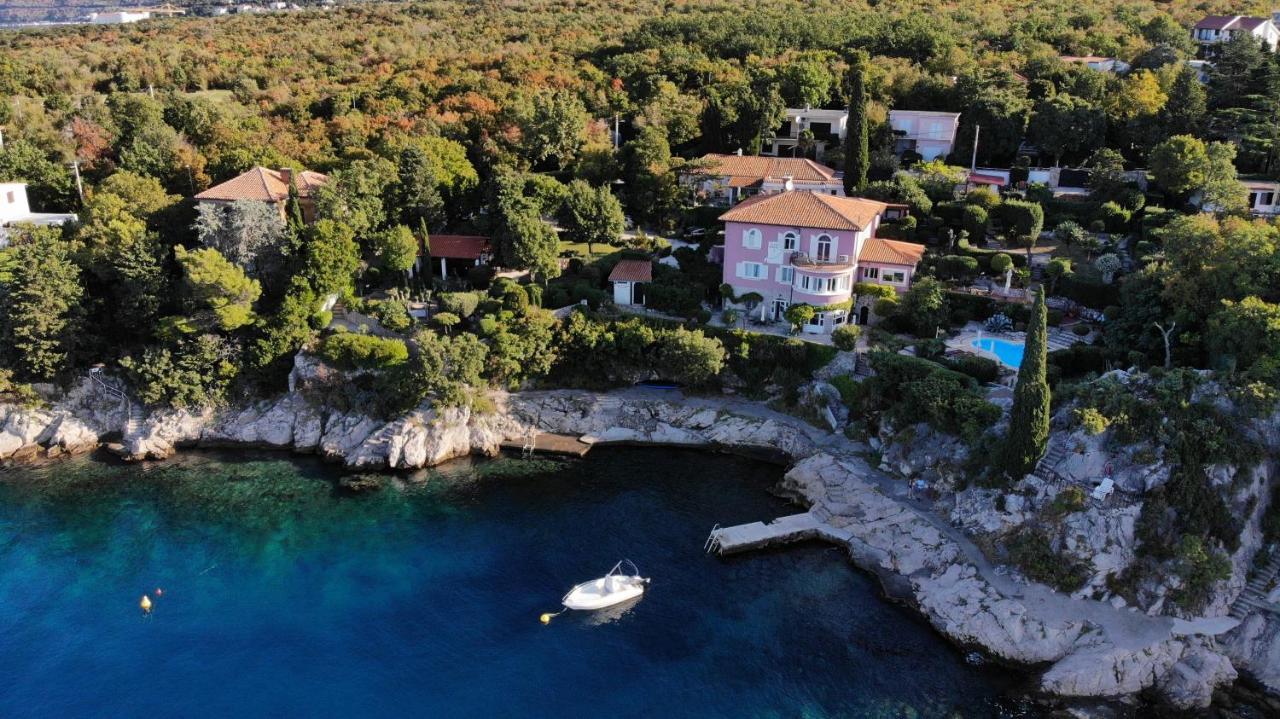 Apartments Villa Dora Kraljevica Kültér fotó