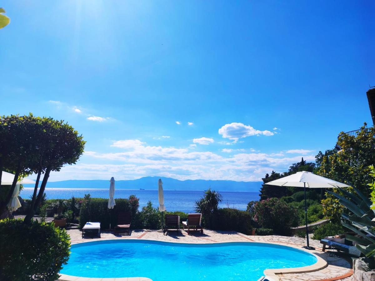 Apartments Villa Dora Kraljevica Kültér fotó
