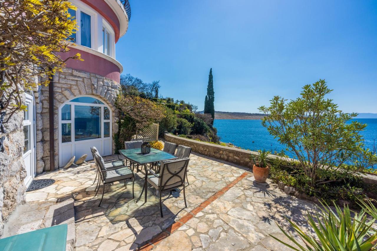 Apartments Villa Dora Kraljevica Kültér fotó