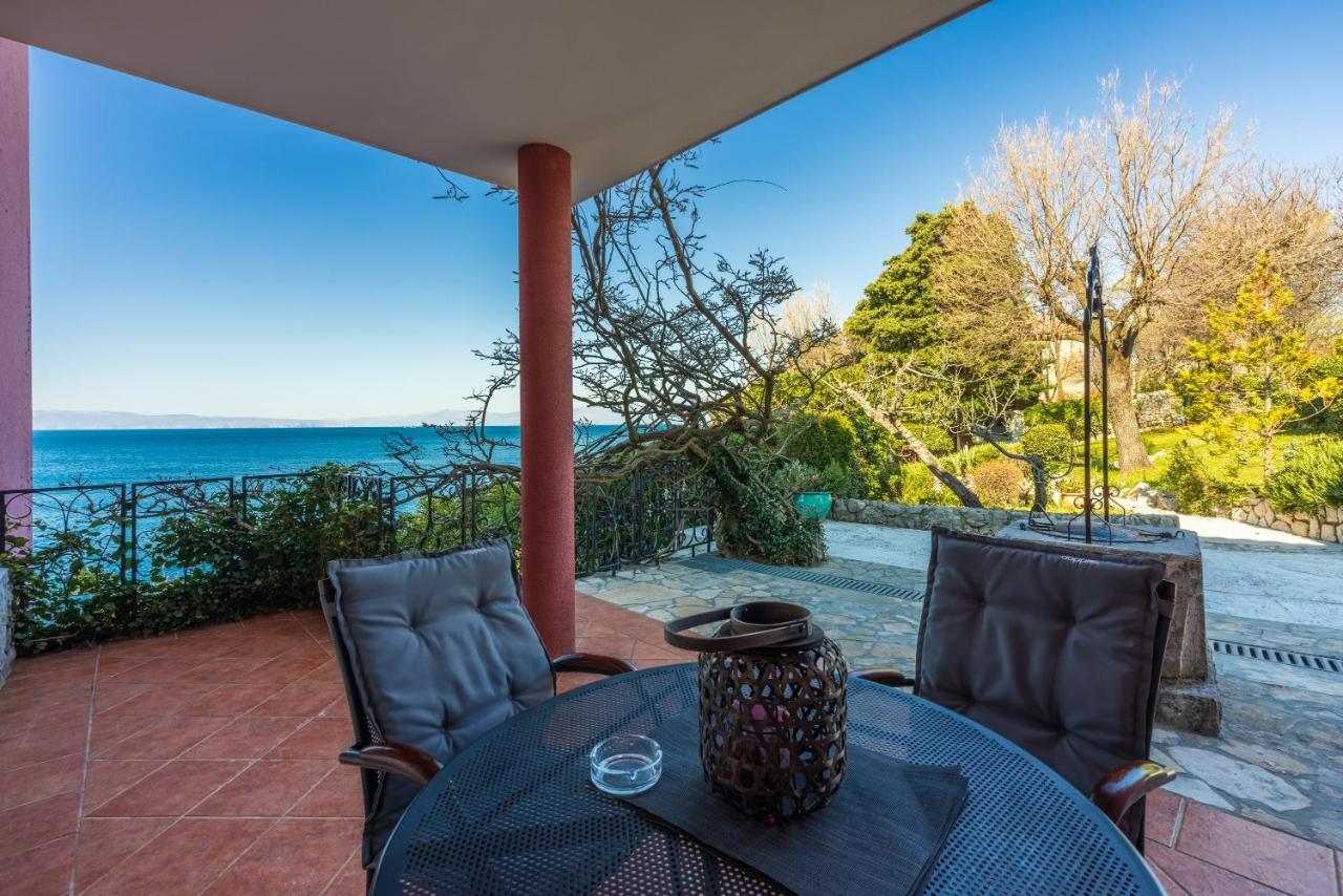 Apartments Villa Dora Kraljevica Kültér fotó