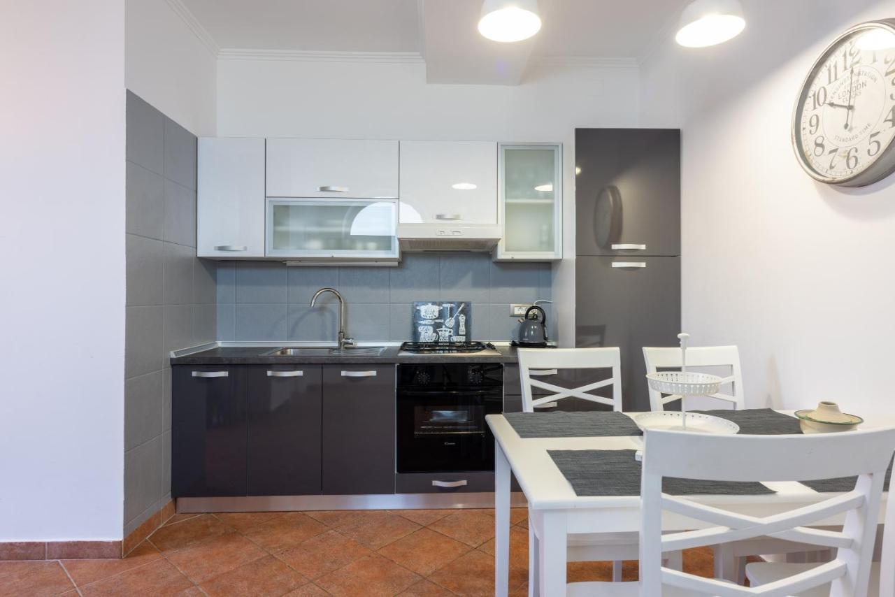Apartments Villa Dora Kraljevica Kültér fotó