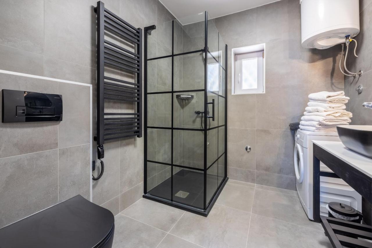 Apartments Villa Dora Kraljevica Kültér fotó