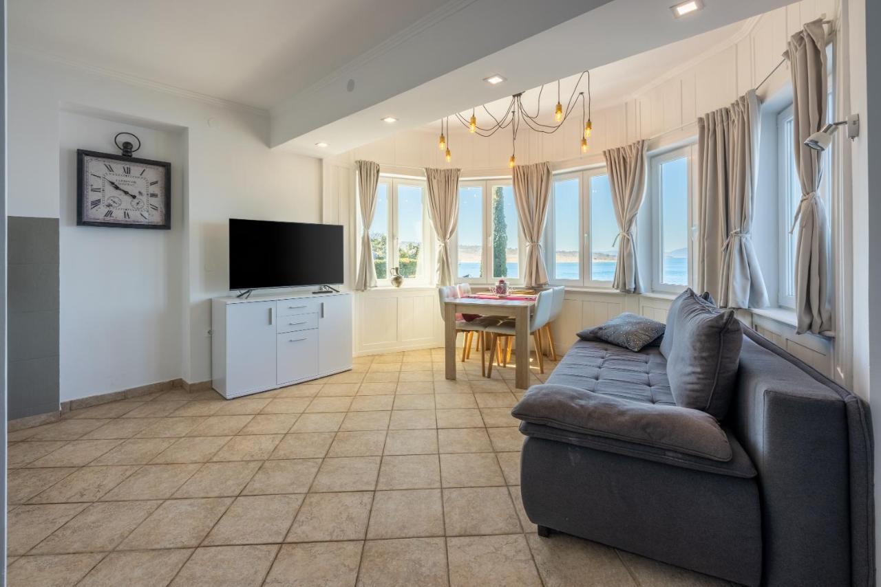 Apartments Villa Dora Kraljevica Kültér fotó